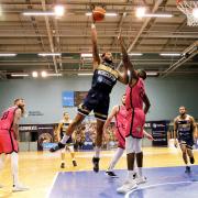 Amir Williams heads to the basket for Worcester Wolves in the defeat to Glasgow Rocks. Picture: KEITH HUNT