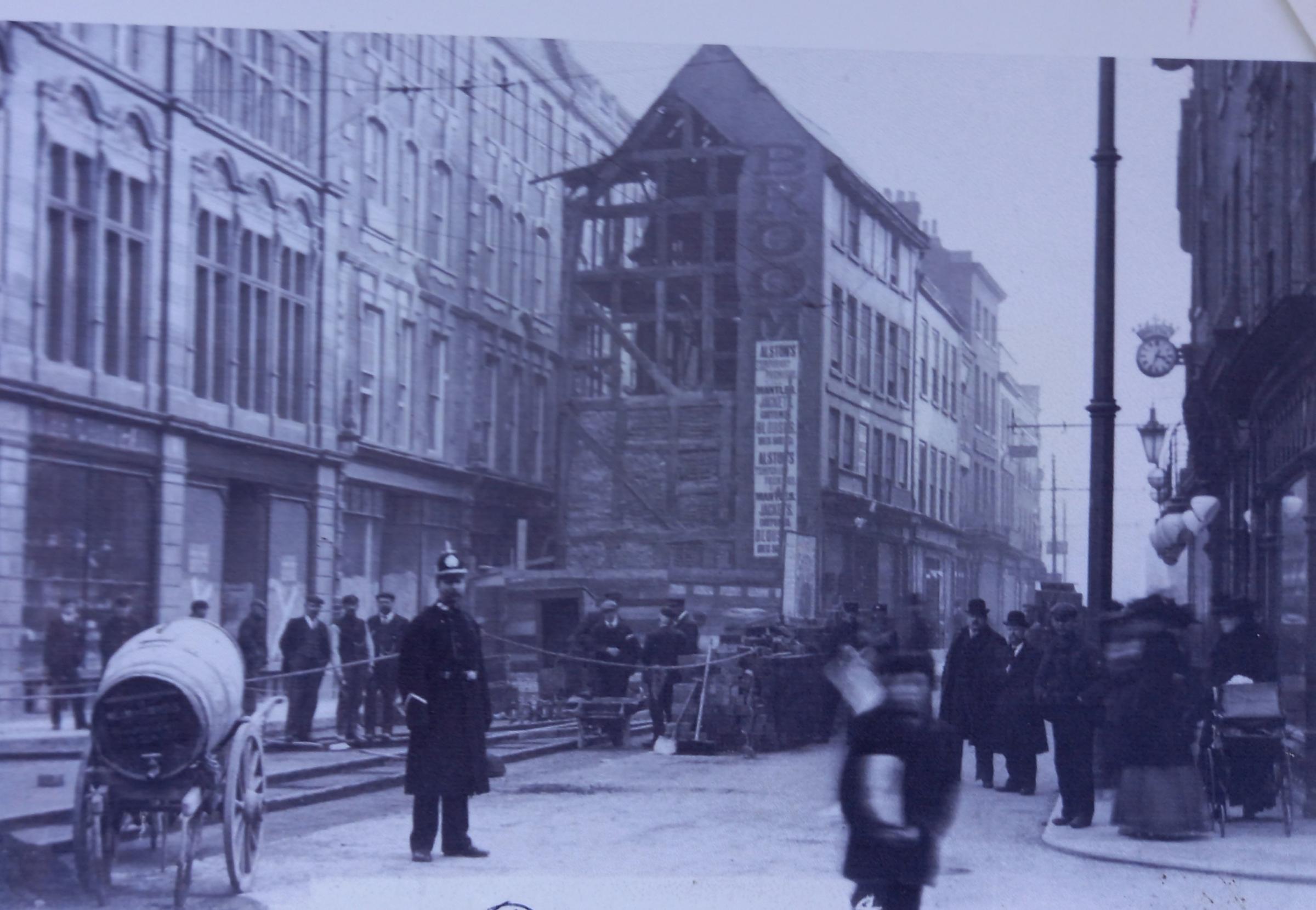 Why were coppers always bigger in those days? The Cross end of High Street before that building was removed in 1903 for road widening to make way for electric trams
