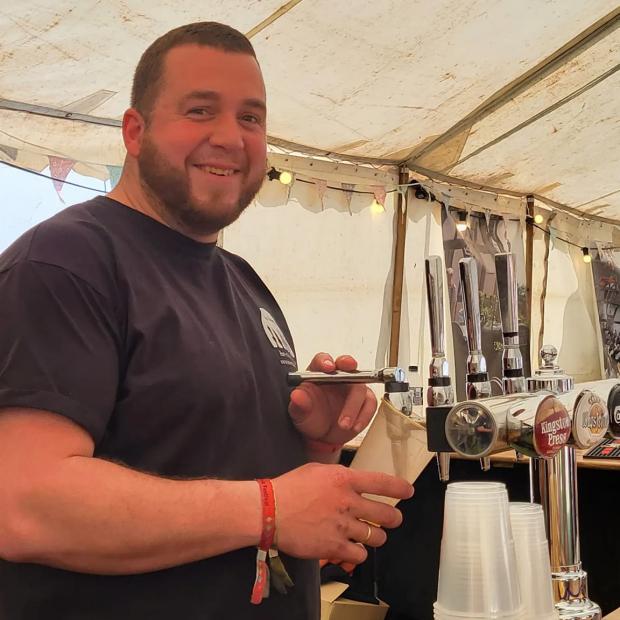 Evesham Journal: Jon Hill and the team at Moongazing Hare Bars kept the drinks flowing throughout the weekend