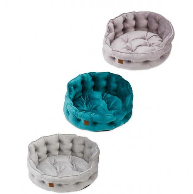 Evesham Journal: Medium Luxury Velvet Pet Beds (Aldi)