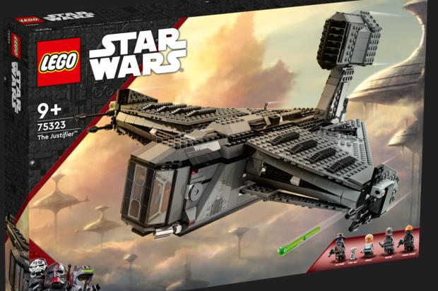 Evesham Journal: LEGO® Star Wars™ The Justifier™. Credit: LEGO
