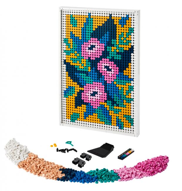 Evesham Journal: LEGO® Art Floral Art Set. Credit: LEGO