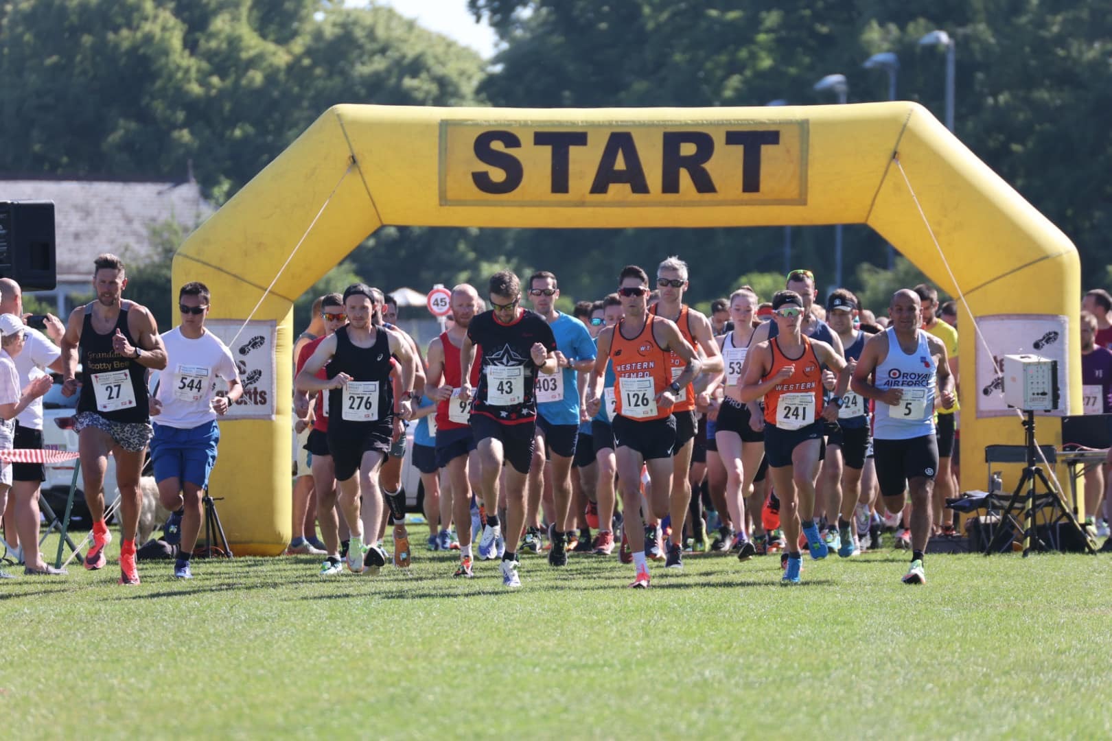 Thousands raised for charity as Evesham 10k returns - Vimarsana News