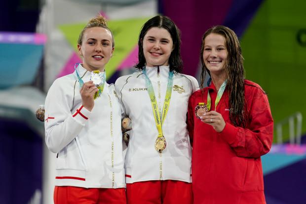 Evesham Journal: England’s Andrea Spendolini Sirieix (centre) with her Gold Medal, England’s Lois Toulson with her Silver Medal (left) and Canada’s Caeli McKay with her Bronze Medal after the Women’s 10m Platform Final at Sandwell Aquatics Centre on day seven of the 2022 Commonwealth Games. Credit: PA